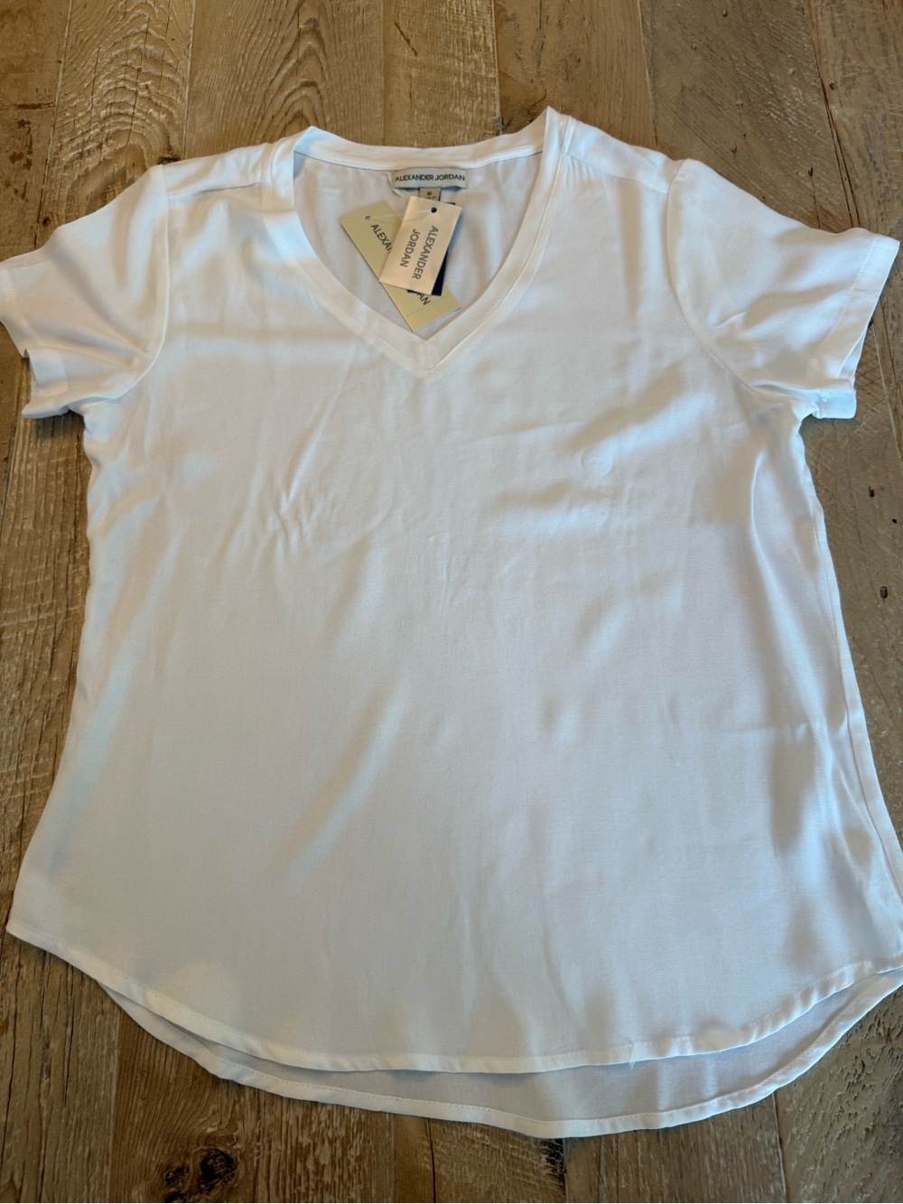 Alexander Jordan Women’s V-Neck Short Sleeve Top - White M NWT